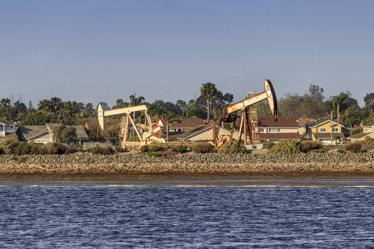 How Oil & Gas Companies are Implementing Spill Prevention Measures